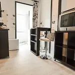 Class Apartment *